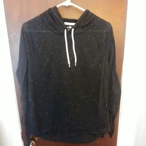 Hooded long sleeve shirt